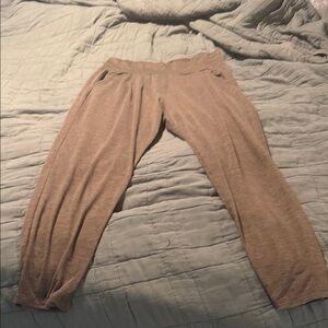 Vuori At Ease Lux OLIVE GREEN Jogger Pants size M